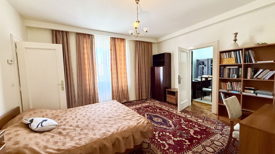Apartament mobilat si utilat complet, zona centrala, 4 camere, 2 bai - Poză 14
