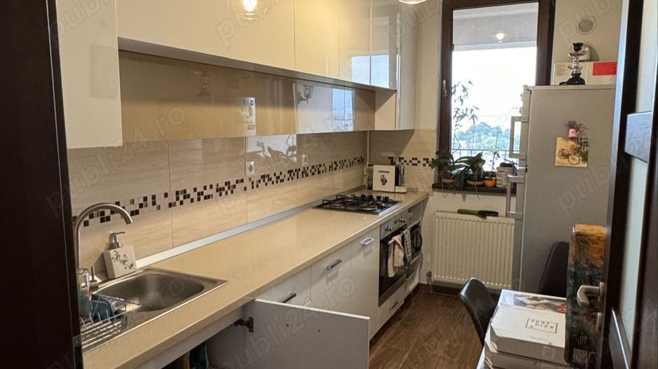 Apartament de închiriat 2 camere complet utilat şi mobilat Crangaşi - Poză 8