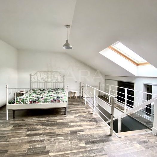 Apartament 3 camere, pe 2 niveluri, Florești, zonă centrala. - Poză 7