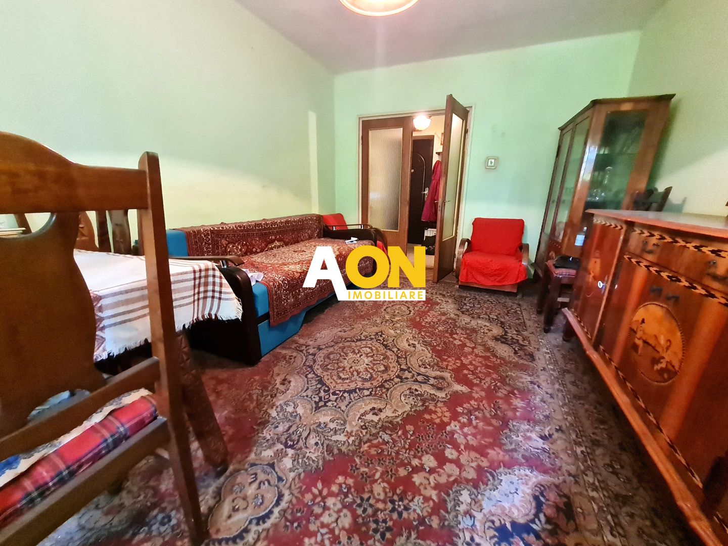 Apartament 3 Camere, Et. 1,Decomandat, 70 mp,Zona Cetate Closca - Poză 2
