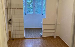 APARTAMENT  3  CAMERE TEI - Poză 5