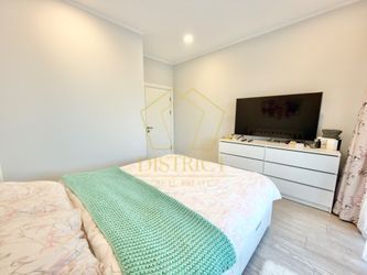 Apartament cu 3 camere, dressing decomandat la etajul 1 in Giroc langa Musicescu - Poză 8