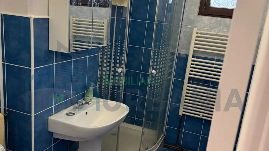 Apartament cu 2 camere zona Podu Ros- Palas Mall - Poză 3
