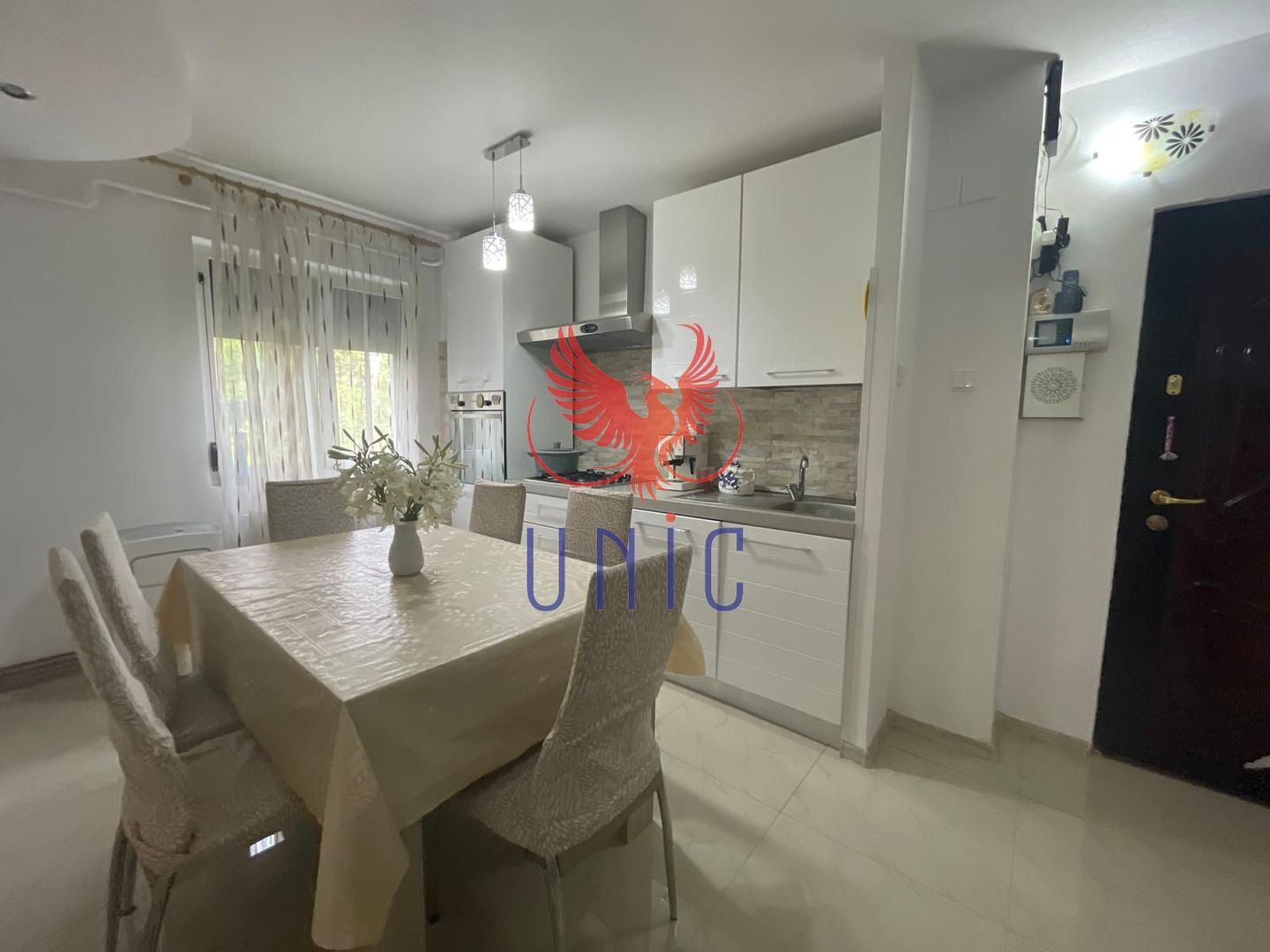 4 camere decomandate, etaj 2, centrala termica - Valea Rosie - Poză 30