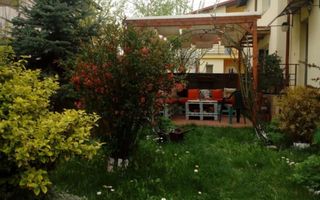 Duplex cochet P+E cu 4 camere aflat in Floresti (strada privata) - Poză 19