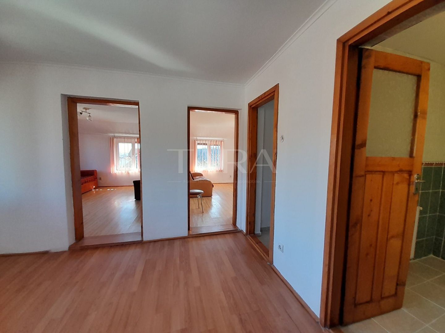 Casa de închiriat, zona Iris - Poză 10