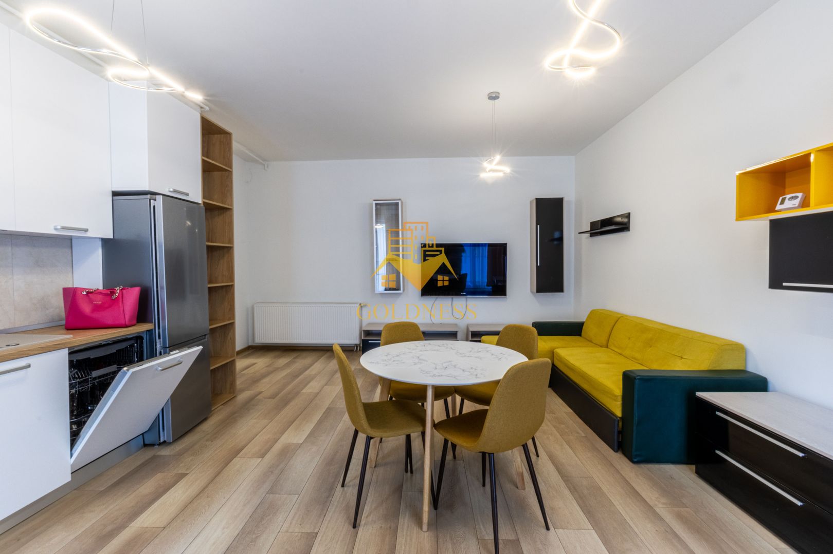 3 camere, modern, semicentral, zona Mihai Viteazu, bloc nou, parcare - Poză 12