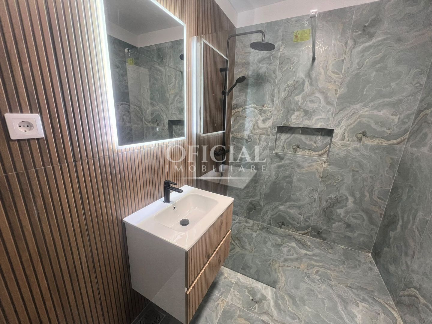 Apartament 2 camere | Garaj | Nou | Lift | Zona Eroilor | Floresti - Poză 8