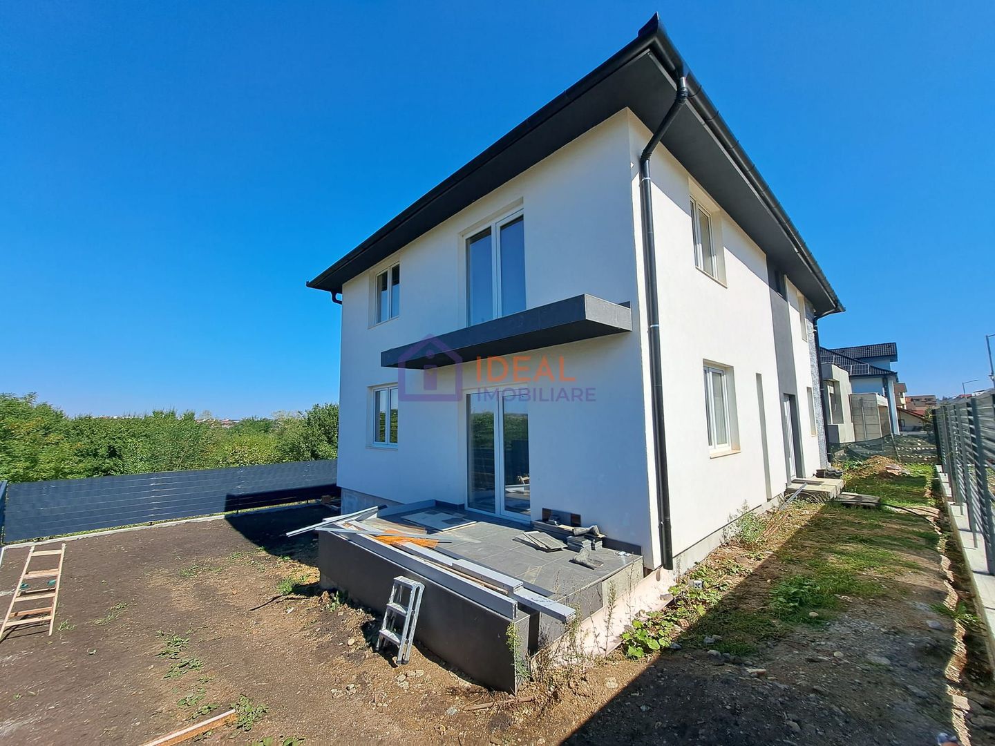 Casa Individuala LA CHEIE cu 250 mp utili, zona Strand - Poză 4