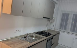 Apartament de vanzare Sibiu | 2 camere semidecomandat | Vasile Aaron, balcon - Poză 5