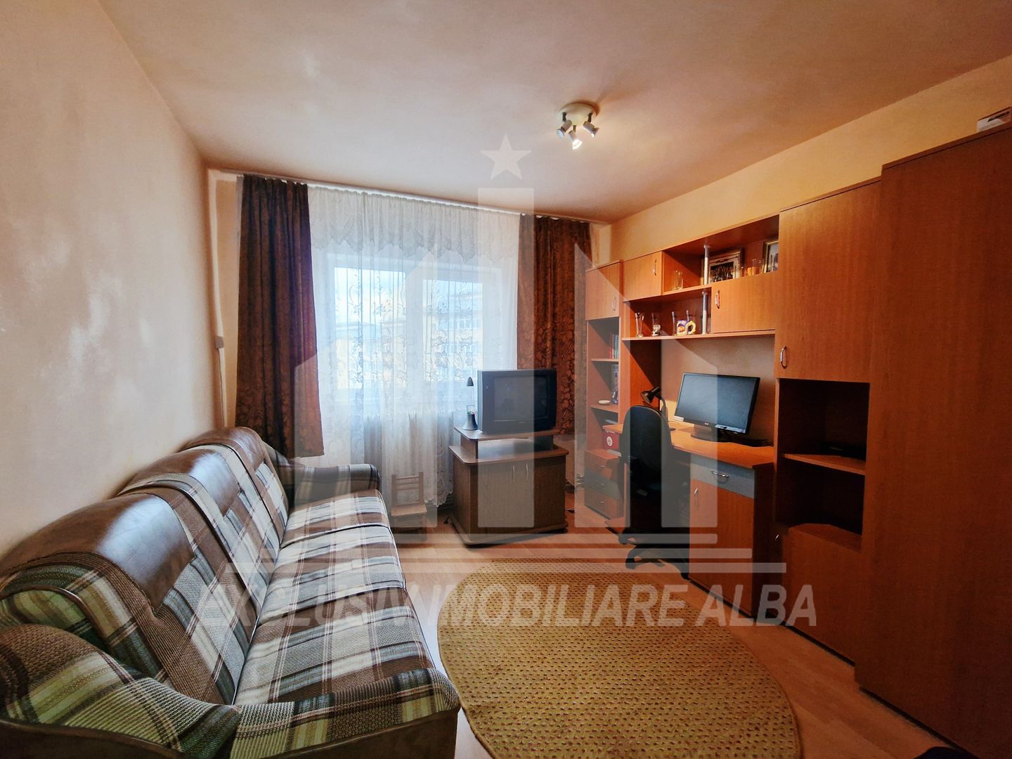 Apartament cu 2 camere decomandate zona Mall - Poză 5