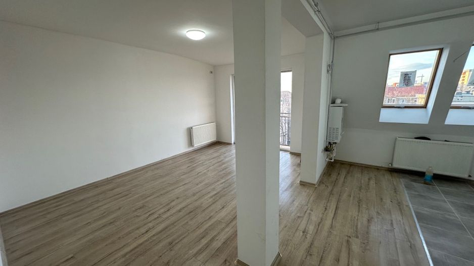 Apartment 3 camere 75 mp utili - Poză 6