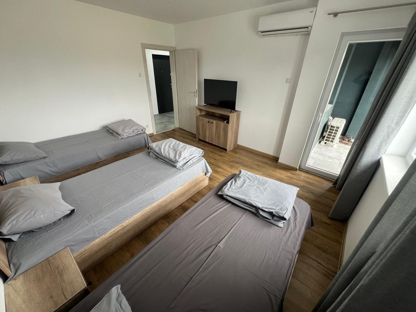 Cazare muncitori, regim hotelier. 375 E + TVA/lună. Comision 0 - Poză 2