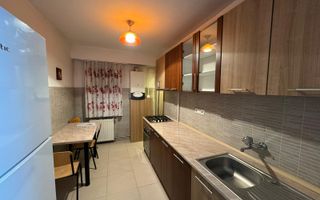 Apartament de 3 camere, 75mp, decomandat, Zona Fortuna - Poză 7