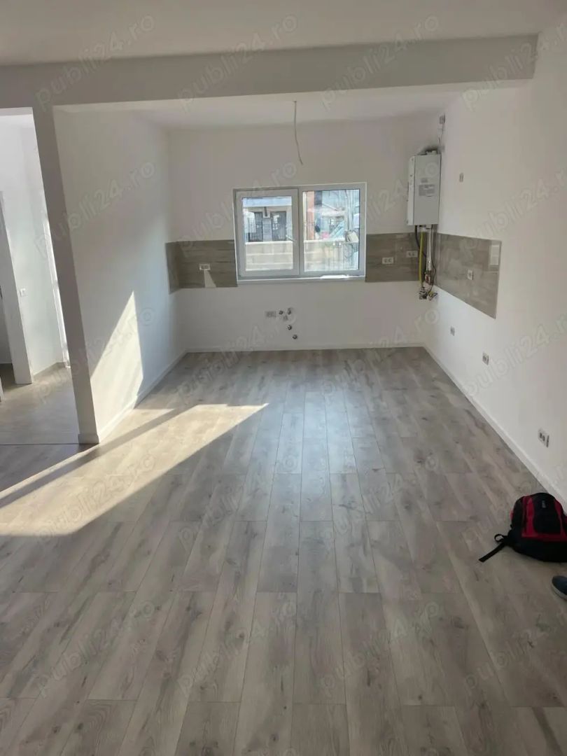 Oportunitate - Duplex cu 5 camere - Sacalaz - Poză 1