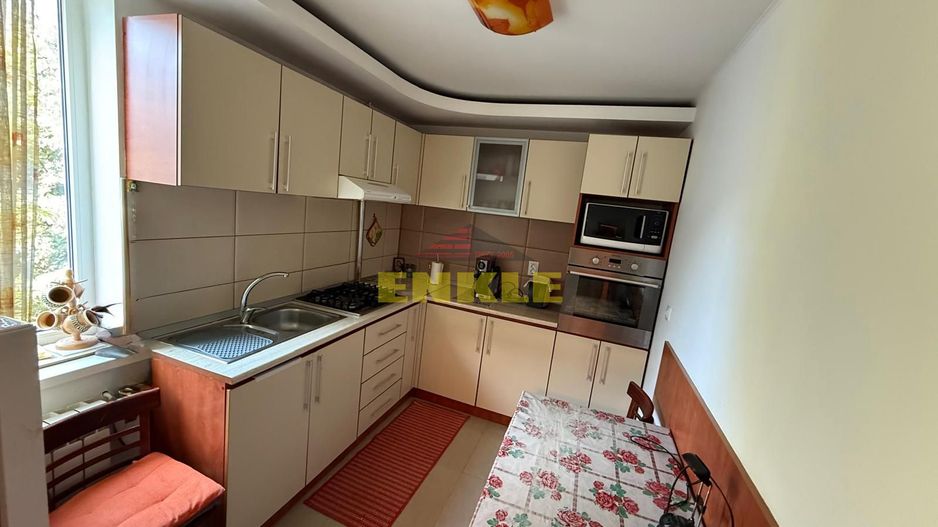 De vânzare apartament 4 camere – Zona Școala 7 - Poză 8