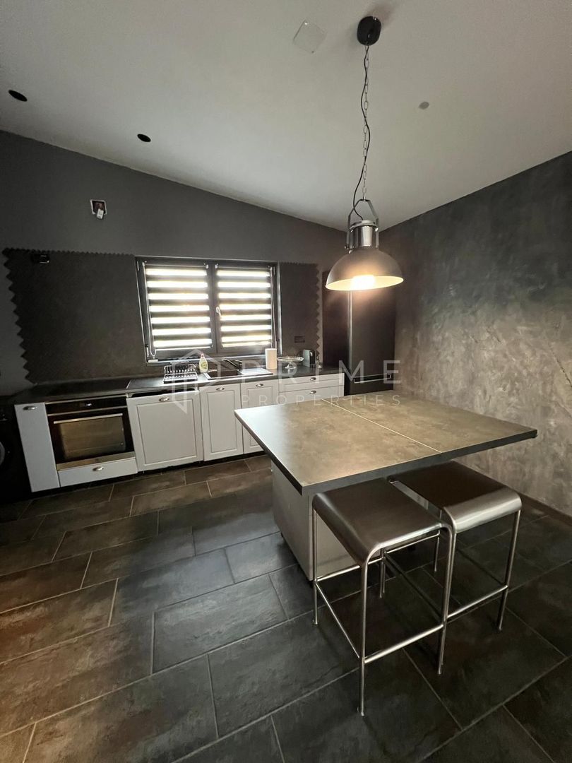 Închiriere apartament exclusivist 2 camere | Central | Terasă 20 mp - Poză 5