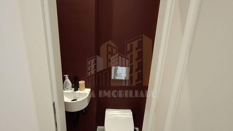 Apartament 3 camere Poarta Schei Brasov - Poză 9