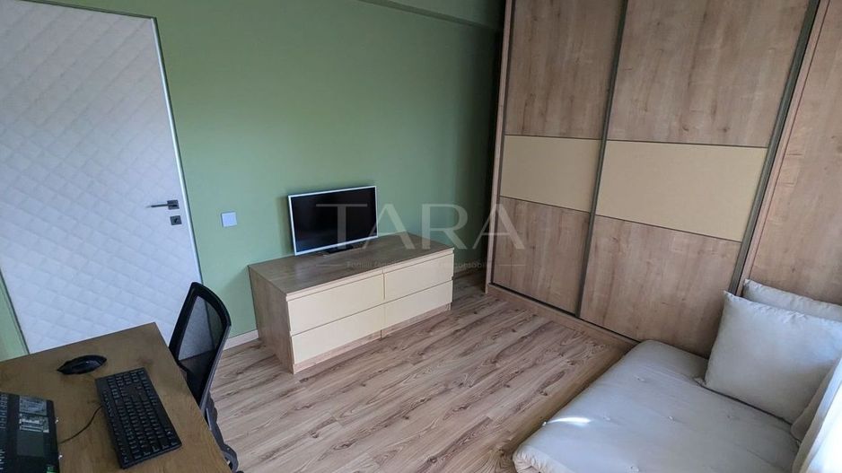Apartament cu 3 camere, 2 balcoane și 2 locuri de parcare – Borhanci - Poză 4