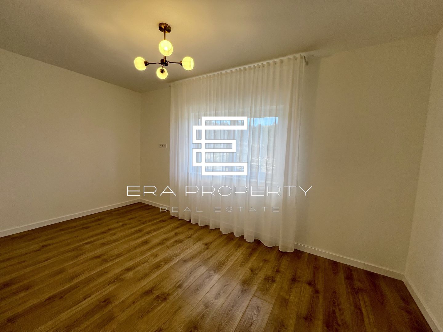 Apartament 2 camere/ 53 mp/zona Aeroport Sibiu - Poză 4
