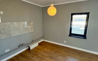 Apartament 3 camere cu gradina proprie, zona Pacurari-Rediu, Iasi - Poză 9