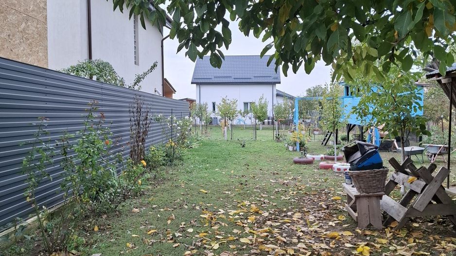 Samurcasi, casa si teren de 1200 mp - Poză 2