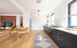 Casa Individuala de vanzare - Comuna Berceni - Complet mobilata - Poză 22