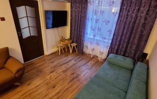 Garsonieră de închiriat Craiova centru, 24 mp, mobilată, aer condiționat