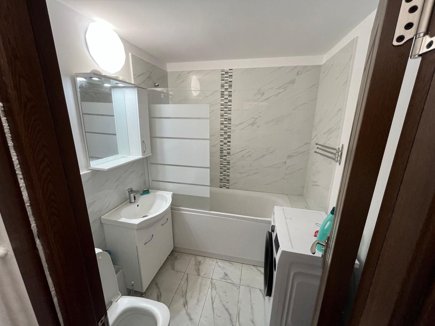 3 camere - Aparatorii Patriei - loc de parcare - Poză 2