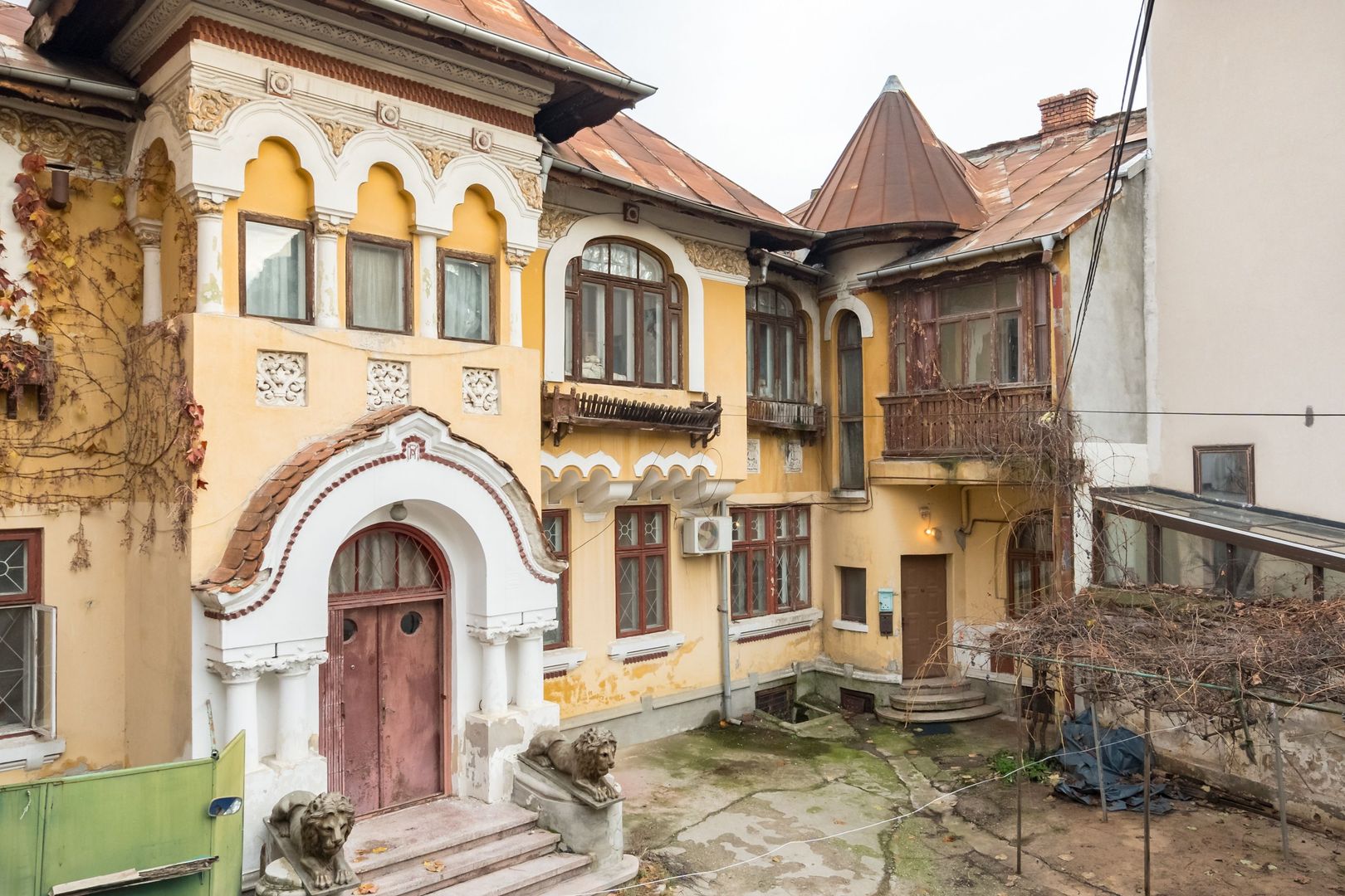 COMISION 0% - Vila interbelica, curte libera 362mp Cismigiu - Piata Victoriei - Poză 1