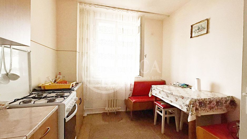 Apartament cu 3 camere de inchiriat in zona Rogerius, Oradea - Poză 7