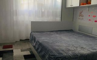 Apartament 3 camere cu 2 balcoane, centrala gaz - Poză 3