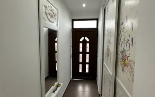 Casă / Vilă cu 4 camere de închiriat în zona Aradului - Poză 14