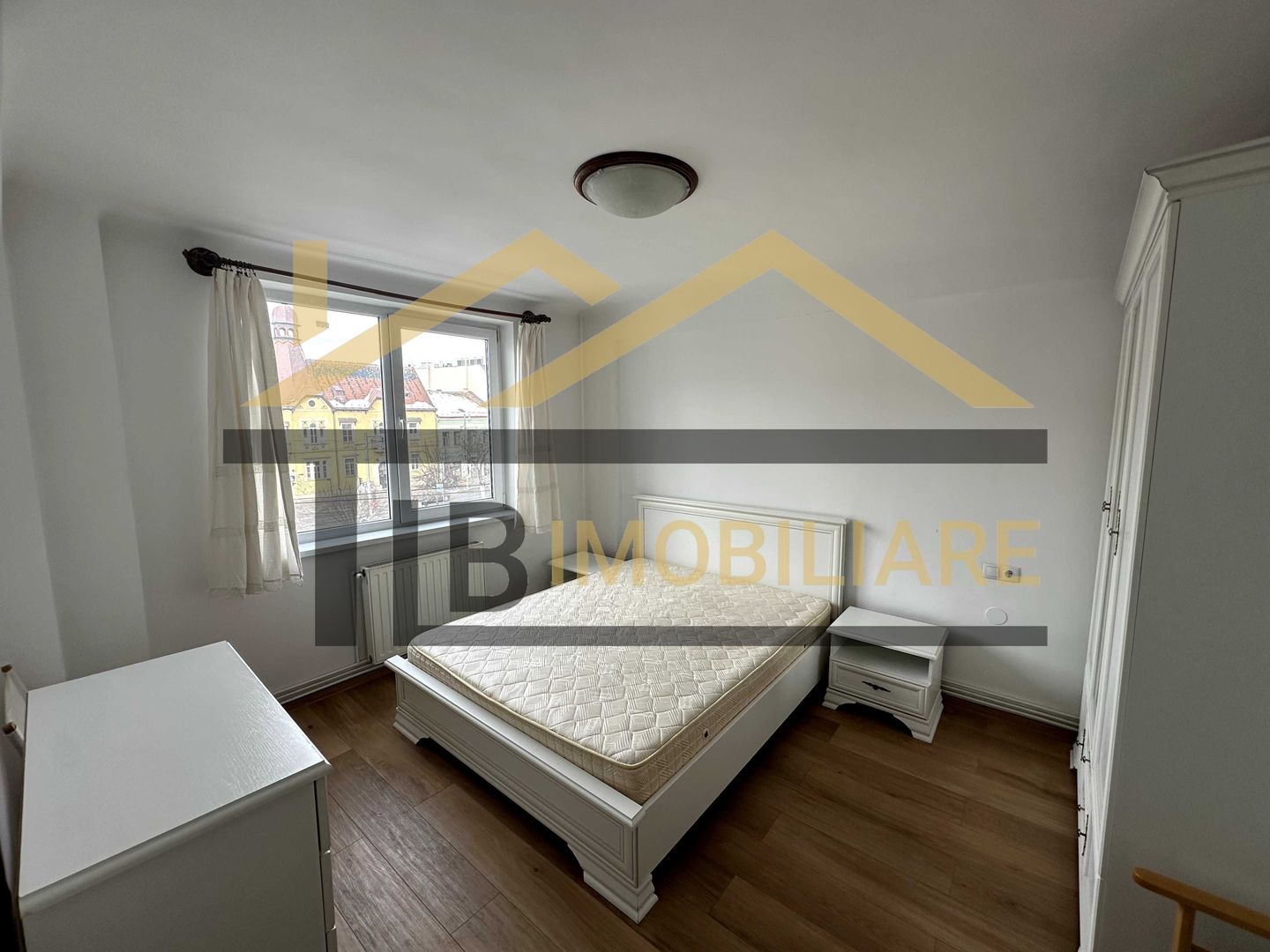 Apartament de 2 camere, parcare, 45mp, Zona Ultracentral - Poză 4
