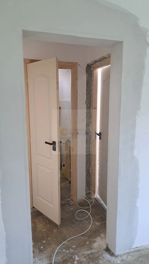 2 Camere - 54MP | Decomandat | 2 Lifturi | 1982 | Drumul Taberei - Poză 5