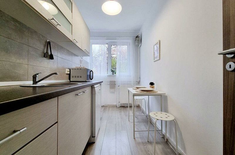 3 Cam Renovat Victoriei Iancu de Hunedoara Metrou Stradal Vedere Spate Lateral - Poză 12