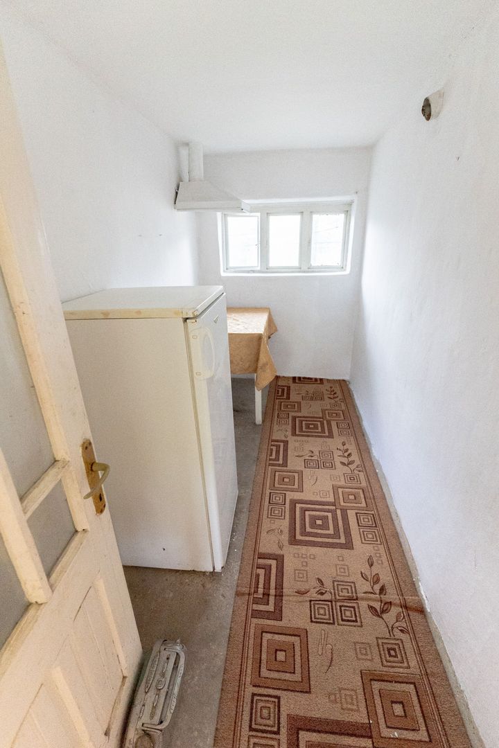 Casă cu 5 camere, complet renovată cu teren 920 mp în Tecuci - Poză 15
