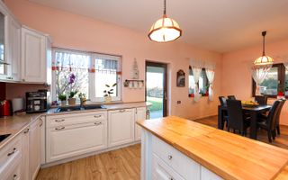 Rezervat/Zona Centrala/Casa Spatioasa/Mobilata Utilata - Poză 13