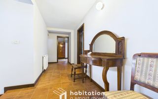 Oază de liniște: vilă spațioasǎ cu grădină matură superbă si  2 garaje - Poză 17