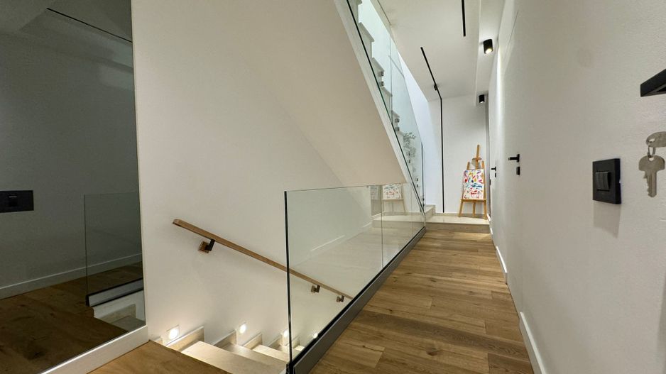 Vila | Casa Presei Libere | Damaroaia - Poză 10