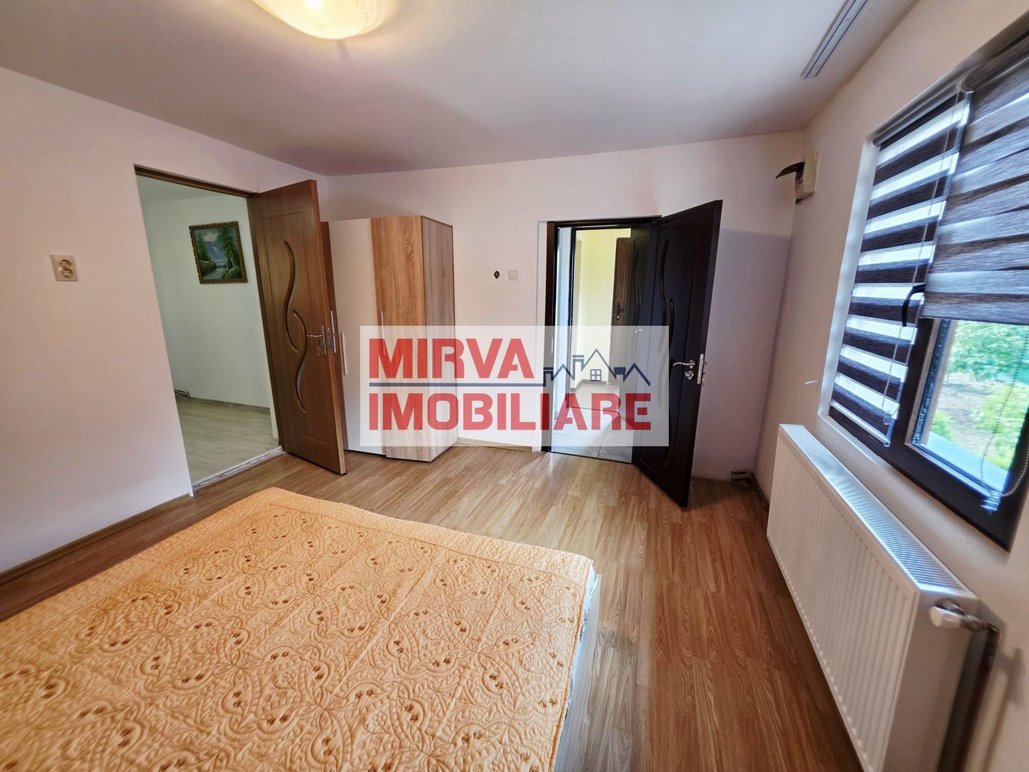 🏡 Casă renovată cu 6 camere, teren 557 mp – Berceni, Prahova - Poză 43