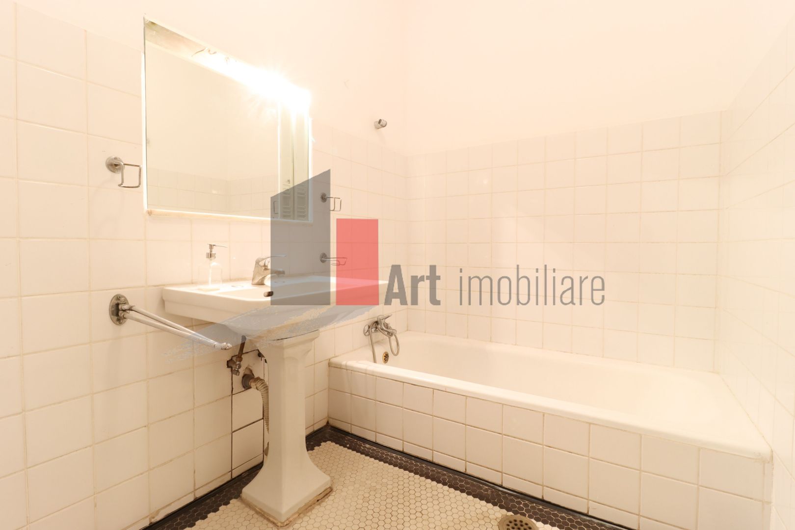 Apartamentul   "BURGESOS"  Universitate-Magheru, bloc stradal, 165 mp totali - Poză 35