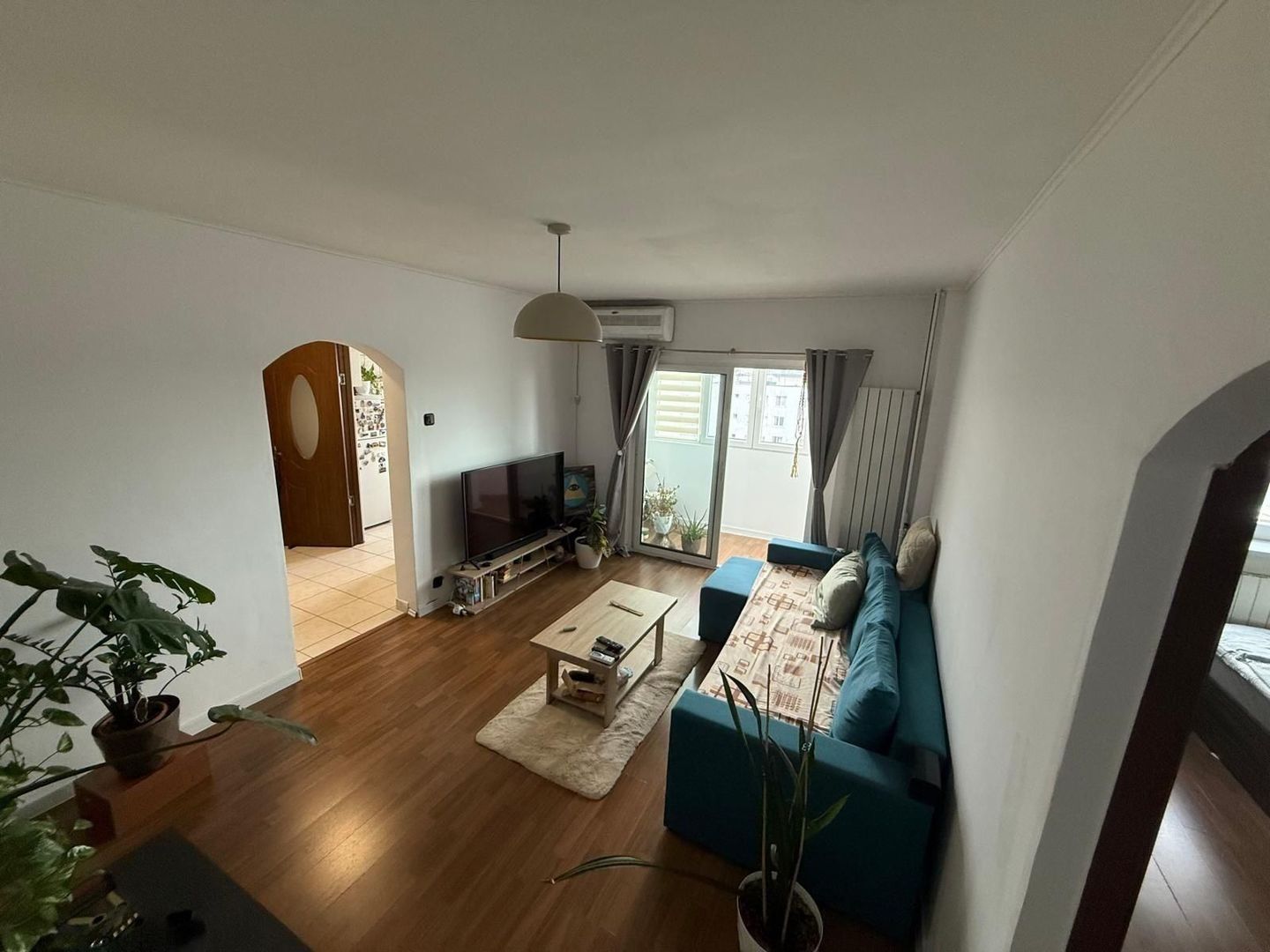 AP. 2 CAMERE- APARATORII PATRIEI, BUCATARIE INCHISA, METROU, BOILER - Poză 1