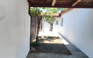 Casuta Aleea Ghirodei pe parter cu centrala - Poză 15