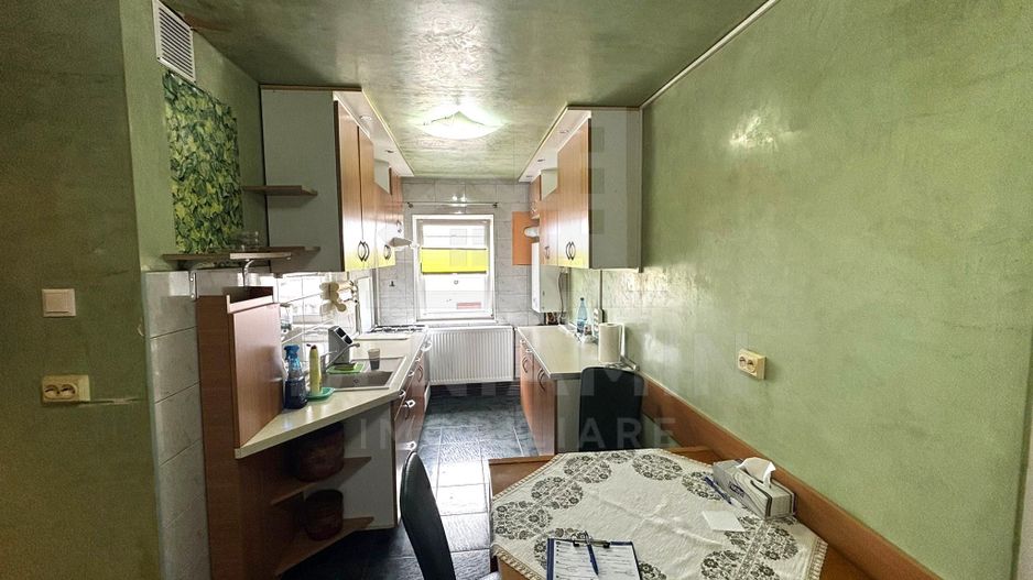 2 Decomandate-51mp-Etaj 3-Balcon-Pivnita-Mobilat-Utilat-Parcare-Triaj - Poză 3