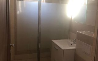 Apartament renovat 2 camere , 65 mp Zona Podgoria! - Poză 10
