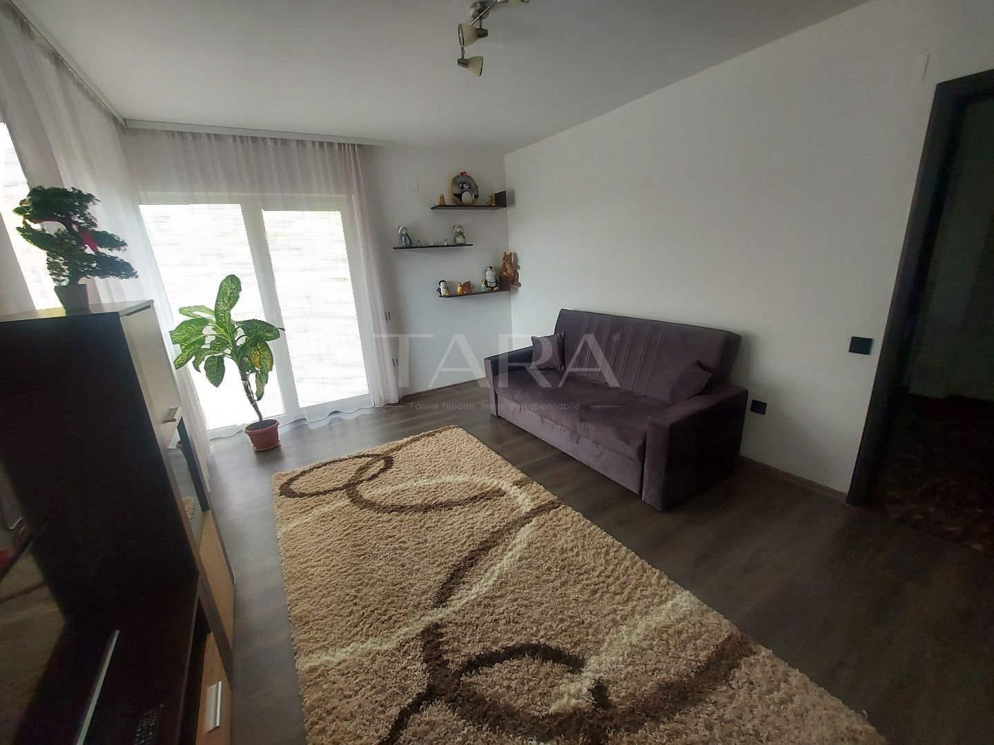 Apartament 2 camere, Florești, zona Eroilor - Poză 1