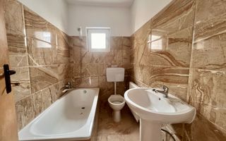 Garsoniera la mansardă/Ostroveni/26.000 € - Poză 4
