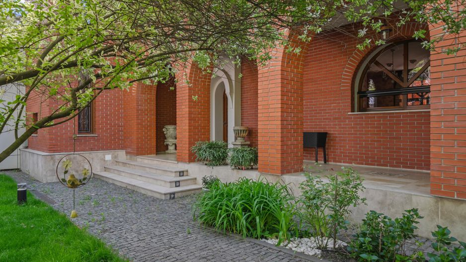 Vilă contemporană premium | 1000 mp | teren 4000 mp | piscină | 8 locuri parcare - Poză 8