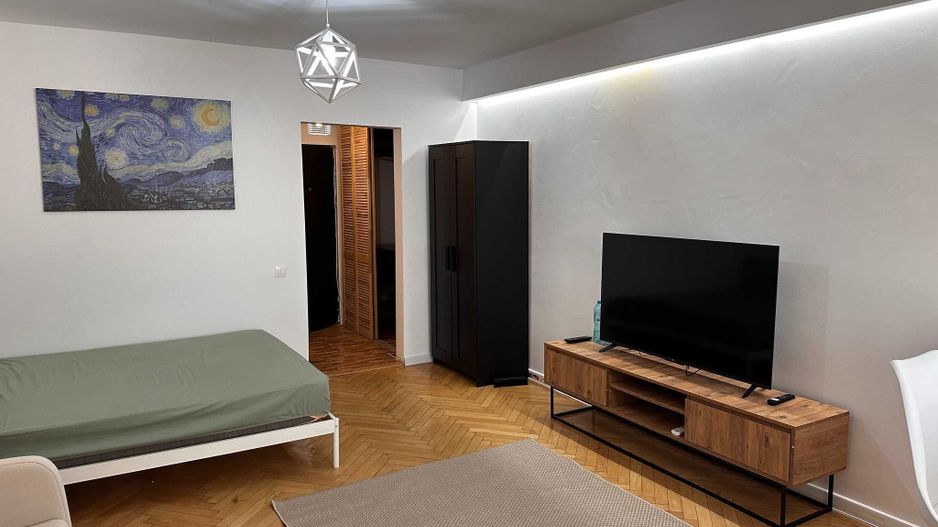 Garsonieră modernă de inchiriat, Plaza Mall - Poză 2